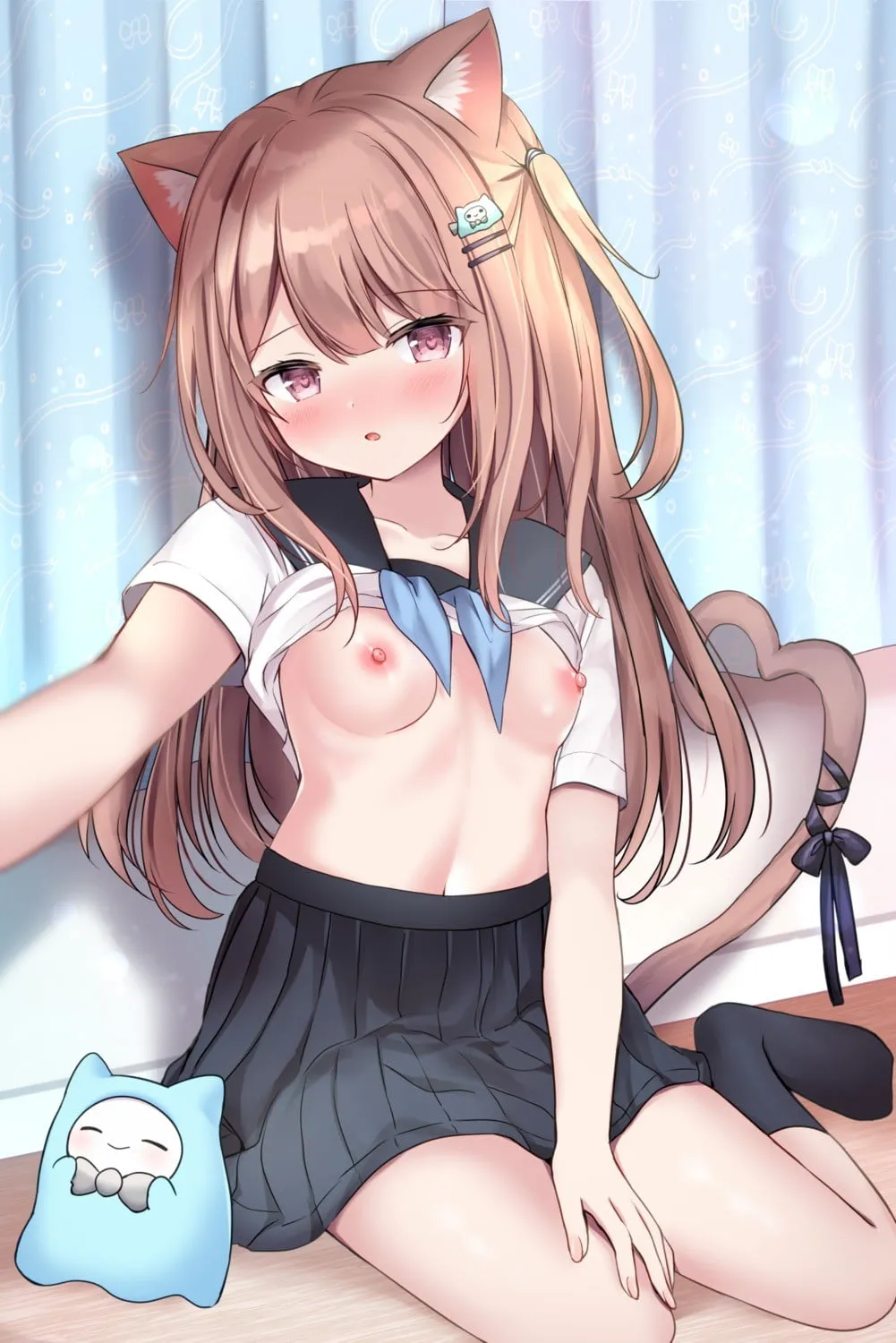 耳付き少女のおっぱい