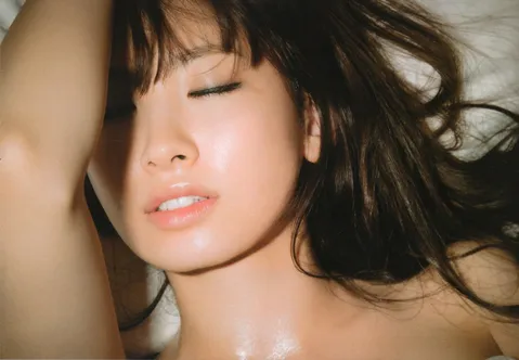 美女のセクシー顔