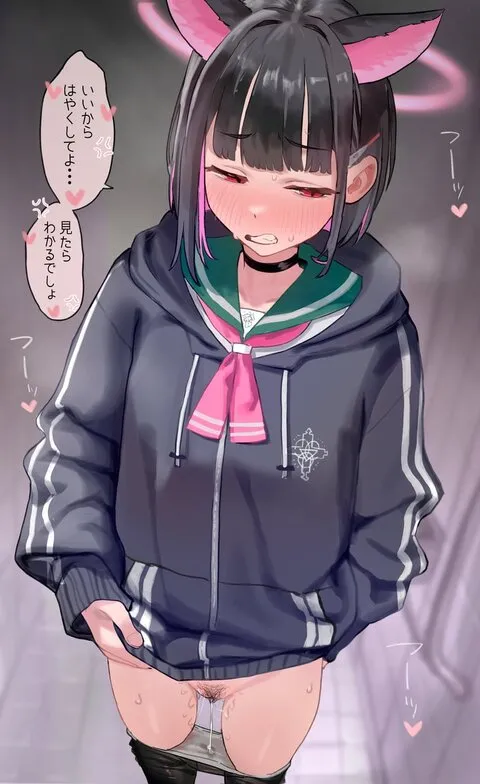 セーラー服にパーカー淫乱