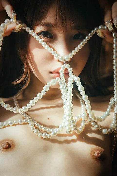 おっぱい＆真珠の写真