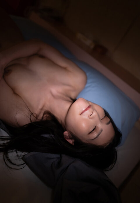 週末夜の美女ヌード２ - おっぱい写真